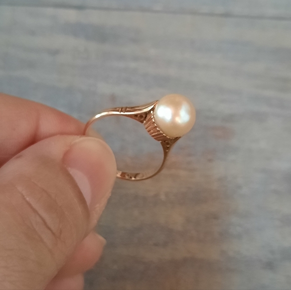 Vintage 18K Yellow Gold Custom Made Cultured Pearl Ring - Picture 12 of 16